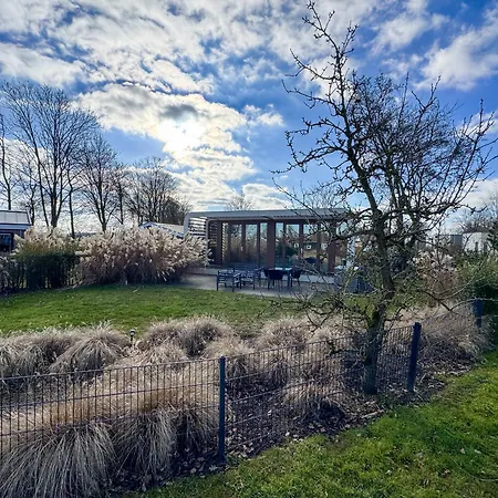 Holiday home Bad Hoophuizen Deluxe Mit Zaun Nr Zuiderzee 66 Hulshorst